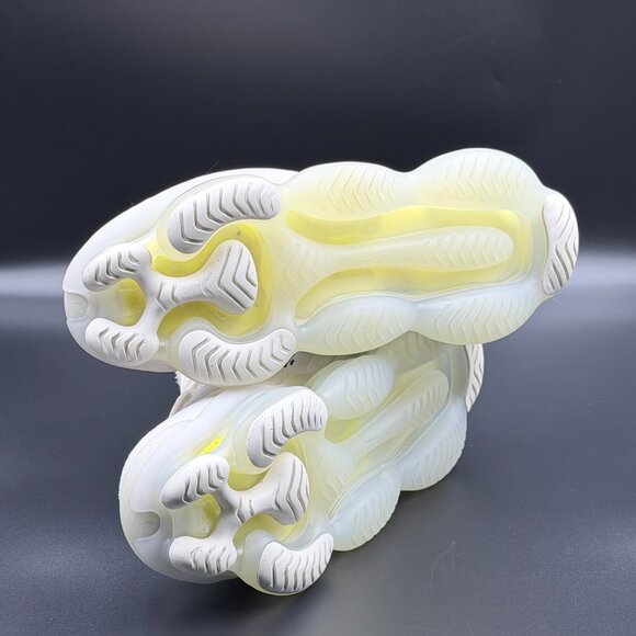 Nike Air Max Scorpion Flyknit 'Lemon Wash' - Picture 9 of 12